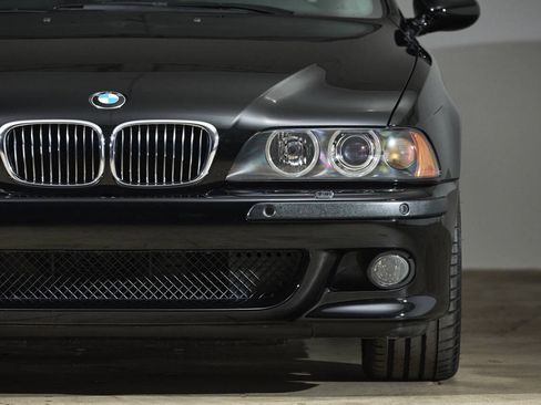 Used 2003 BMW M5 RWD image 14