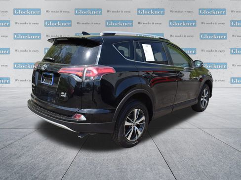 Used 2018 Toyota RAV4 XLE w/ Plus Extra Value Package AWD/4WD image 6