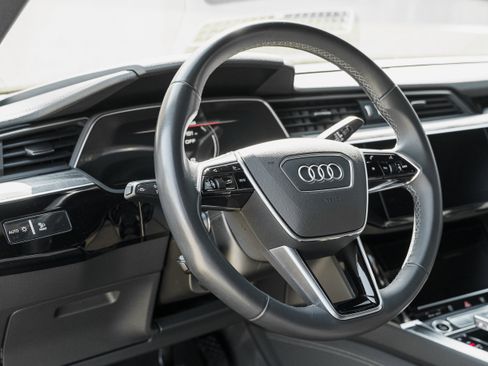 Certified 2024 Audi Q8 e-tron Premium Plus w/ Premium Plus Package image 10