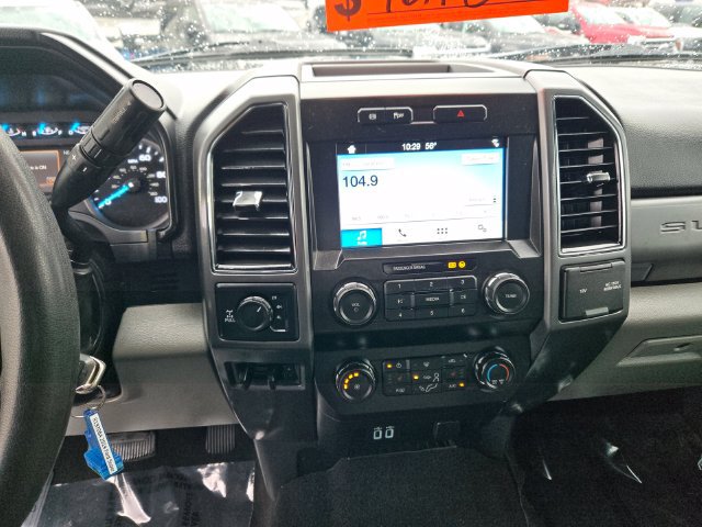 Used 2019 Ford F250 XLT w/ XLT Premium Package AWD/4WD image 16