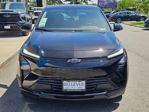 New 2027 Chevrolet Bolt LT w/ Comfort Package FWD image 8
