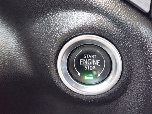 Used 2021 GMC Sierra 1500 SLT RWD image 17