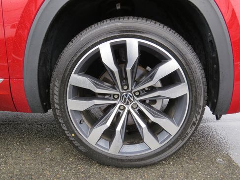 Used 2023 Volkswagen Atlas SEL Premium image 10