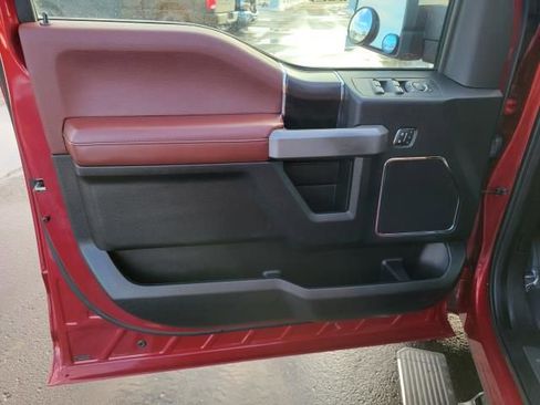 Used 2018 Ford F150 Platinum w/ Equipment Group 701A Luxury image 20