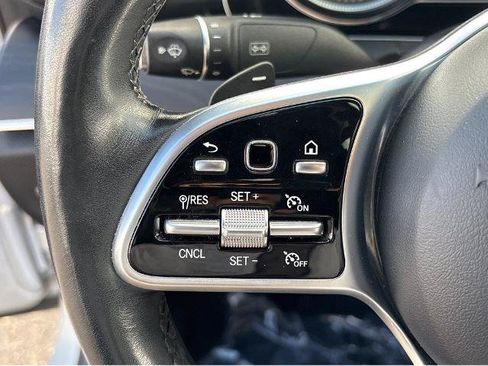 Used 2019 Mercedes-Benz E 300 4MATIC image 20