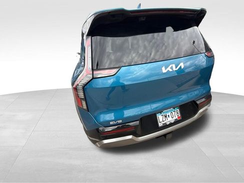 Certified 2024 Kia EV9 Land AWD/4WD image 19