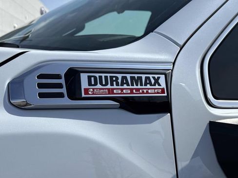 New 2026 GMC Sierra 3500 Denali w/ Denali Reserve Package image 13