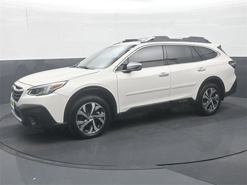 Used 2021 Subaru Outback Touring XT image 4