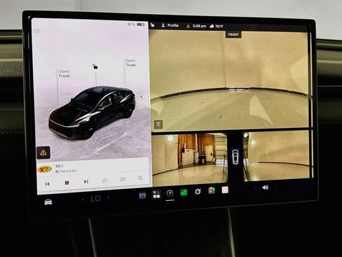 Used 2026 Tesla Model Y AWD image 18