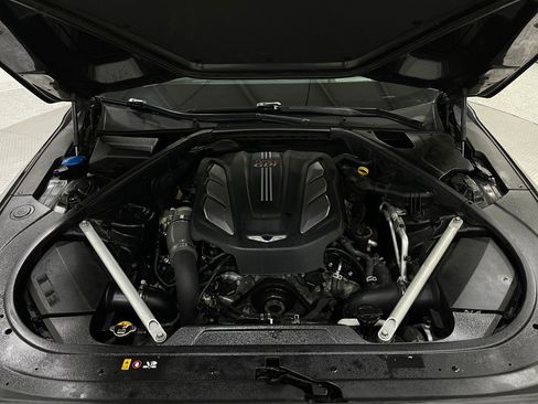 Used 2018 Genesis G90 3.3T Premium image 28