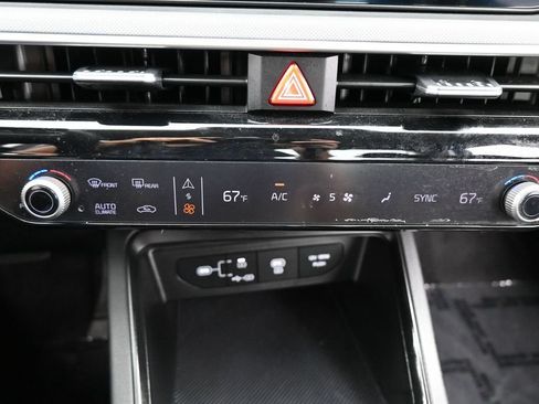 Used 2025 Kia K5 LXS FWD image 26