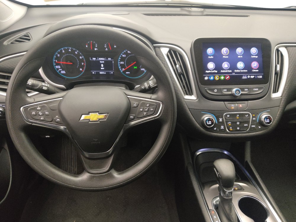 Used 2025 Chevrolet Malibu LT FWD image 22