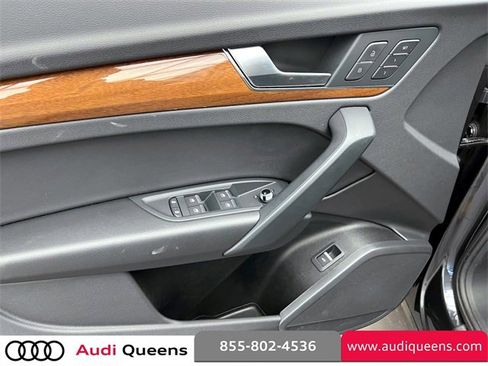 Certified 2023 Audi Q5 2.0T Premium w/ Convenience Package image 14