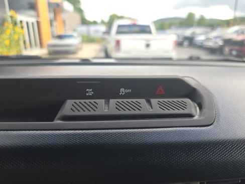 Used 2022 Ford Bronco Outer Banks AWD/4WD image 21