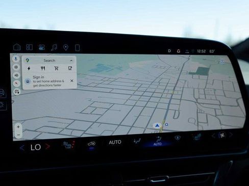 New 2026 Chevrolet Equinox EV LT image 23