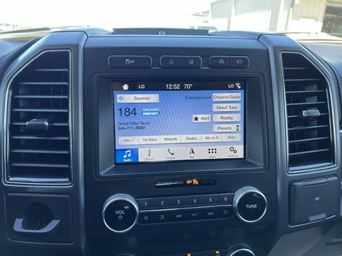 Used 2019 Ford Expedition Platinum image 14