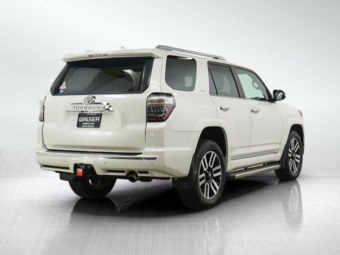 Used 2018 Toyota 4Runner Limited AWD/4WD image 5