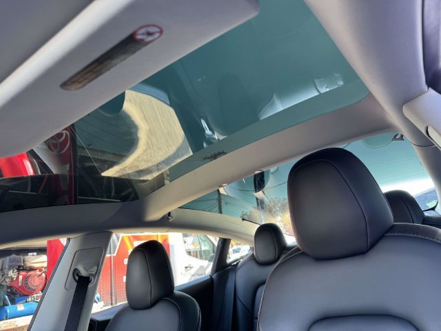 Used 2021 Tesla Model 3 Standard Range Plus RWD image 23