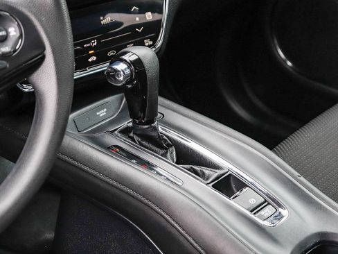 Certified 2020 Honda HR-V EX image 23