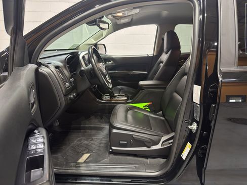 Used 2022 GMC Canyon Elevation w/ Elevation Premium Package AWD/4WD image 15
