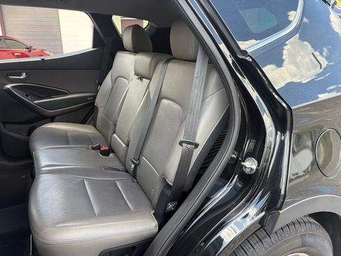 Used 2018 Hyundai Santa Fe Sport FWD image 11