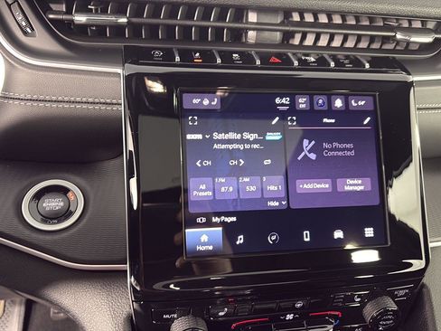 New 2026 Jeep Grand Cherokee Laredo X image 12