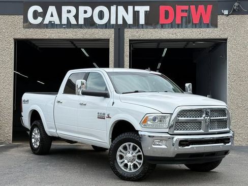 Used 2018 RAM 2500 Laramie AWD/4WD image 2