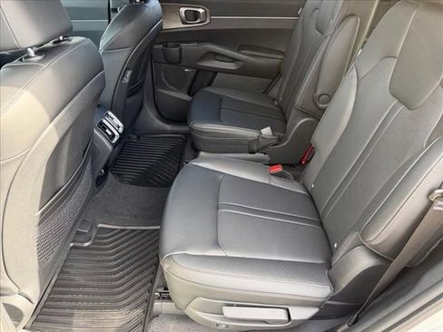 New 2026 Kia Sorento X-Line EX image 12