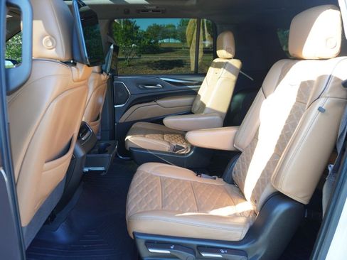 Used 2021 Cadillac Escalade ESV Sport w/ Driver Assist Tech Package image 27