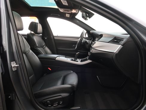 Used 2016 BMW 550i Sedan RWD image 34
