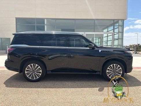 Used 2025 INFINITI QX80 Sensory AWD/4WD image 4