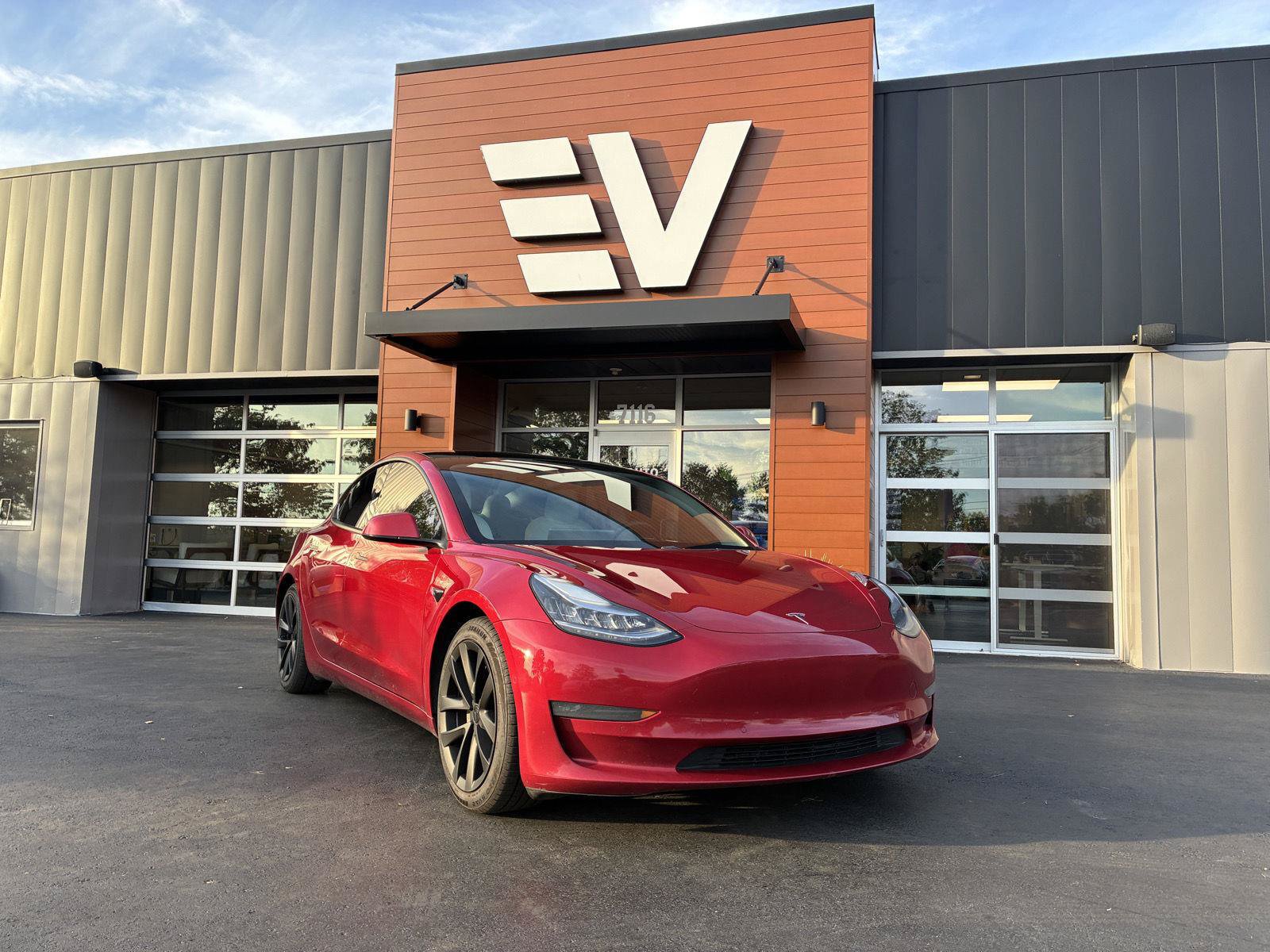 Used 2021 Tesla Model 3 Long Range AWD/4WD image 8