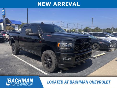 Used 2023 RAM 2500 Big Horn w/ Night Edition AWD/4WD image 2
