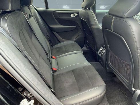 Certified 2023 Volvo C40 P8 Recharge Ultimate AWD/4WD image 29