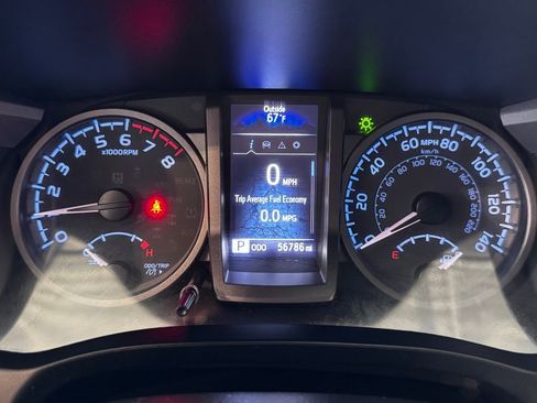 Used 2023 Toyota Tacoma TRD Off-Road image 31