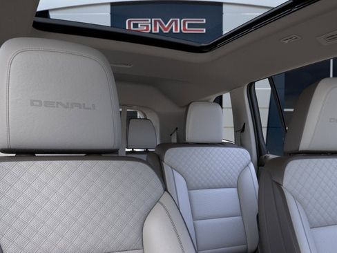 New 2026 GMC Acadia Denali w/ Super Cruise Package AWD/4WD image 48