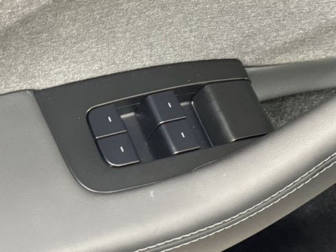 Used 2026 Tesla Model 3 RWD image 27