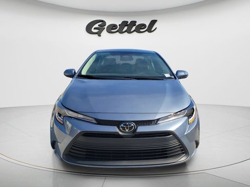 Certified 2025 Toyota Corolla LE w/ Convenience Package FWD image 2