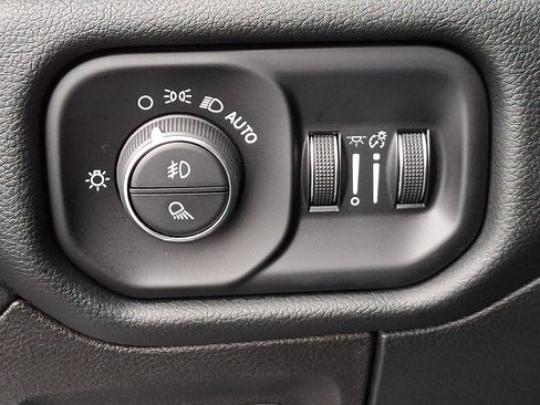 Used 2022 RAM 1500 Laramie image 27