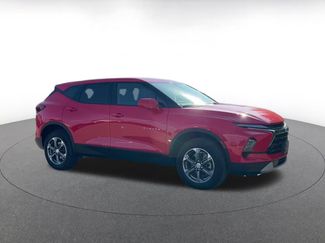 Used 2026 Chevrolet Blazer LT FWD video 2