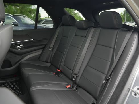 New 2026 Mercedes-Benz GLE 450e 4MATIC image 41