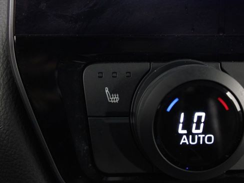 Used 2025 Toyota Grand Highlander FWD image 24