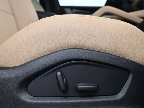 Certified 2026 Porsche Cayenne AWD/4WD image 14
