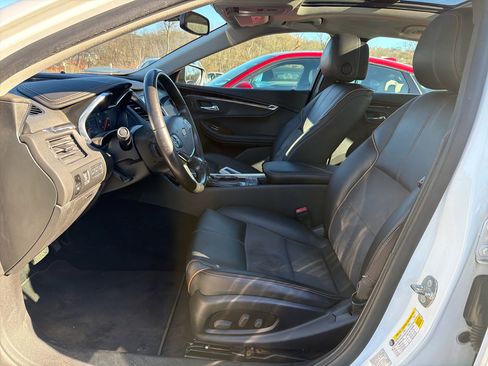 Used 2014 Chevrolet Impala LT image 17