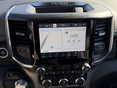 Used 2024 RAM 1500 Laramie image 16