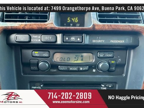 Used 2000 Toyota 4Runner Limited image 27