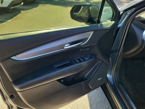 Used 2019 Cadillac XT5 Premium Luxury image 23
