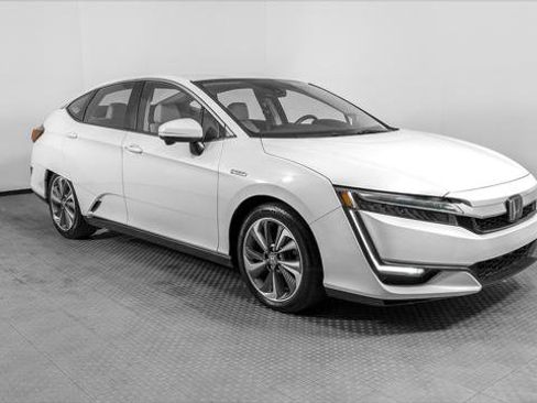 Used 2018 Honda Clarity Touring image 8