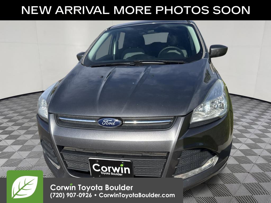 Used 2014 Ford Escape SE FWD image 2