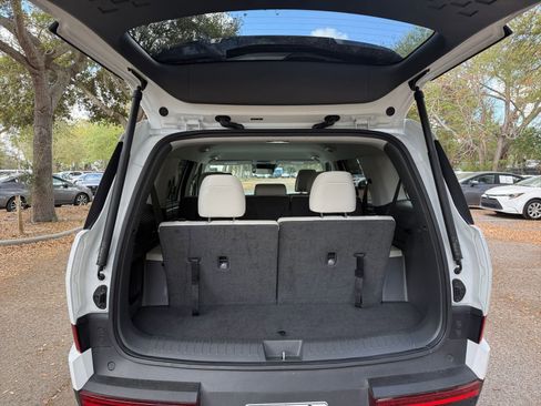 Used 2025 Hyundai Santa Fe SEL image 29